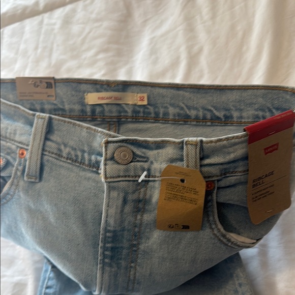 Levi’s Ribcage Bell - Picture 2 of 4